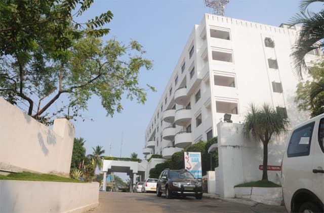 Hotel Anand Regency Rajahmundry Price  Reviews  Photos Address